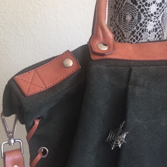 Suede hobo bag Army green Suede hobo bag crossbody grommet purse - Picture 2 of 8